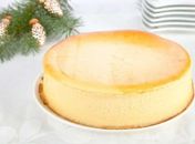 Bolo de queijo com creme de leite