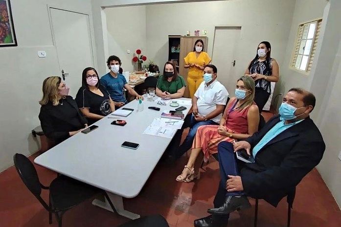 Secretaria de Saúde de Santana apresenta ao COSEMS ações que fortaleceram a Atenção Básica Municípios