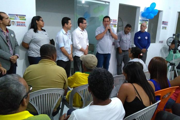 Severino amplia bases e garante apoio da população de Cajueiro