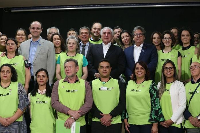 Governo não fechará fronteira com Venezuela, diz Temer