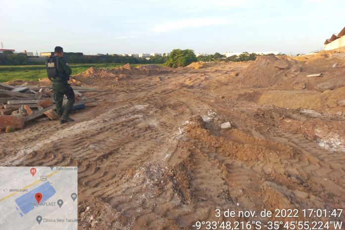 Fábrica de materiais plásticos é atuada por lançamento de resíduos em Maceió; multa chega a R$ 92 mil