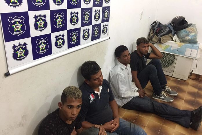 Grupo é preso com armas e munições em Arapiraca