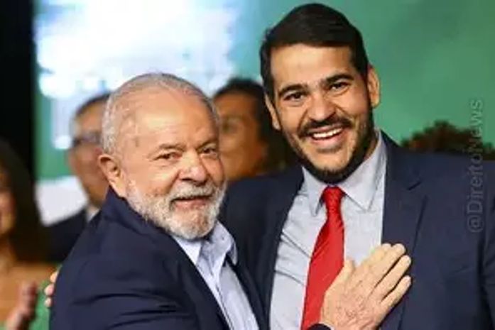 E não é que, no dia 20, Lula deu uma baita rasteira na aspiração das mulheres negras? Indicou outro homem branco para o STF, o Messias