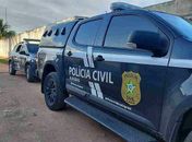 Mãe e padrasto de adolescente são presos acusados de estupro de vulnerável; Vítima é filha da mulher detida