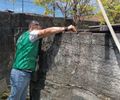 Empresa de concretagem é autuada no bairro Santa Lúcia por despejar resíduos em rede de drenagem