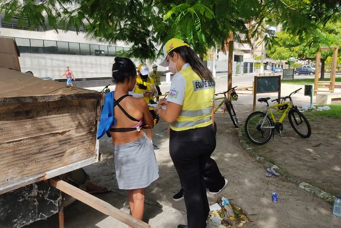 Equipe Social do Ronda no Bairro encaminha mulher usuária de drogas à Rede Acolhe