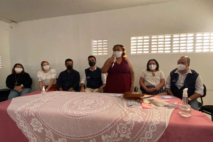 Galba Netto acompanha lançamento de cartão de vacinação em braile