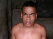 João Luiz Batista Santos, de 19 anos, foi preso acusado de assassinar carbonizado Edvaldo dos Santos, de 45 anos.