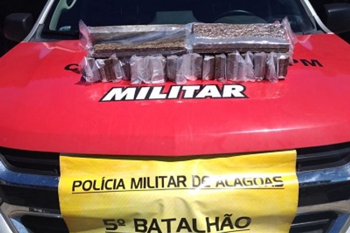 Adolescente é apreendida com 18kg de maconha no Benedito Bentes