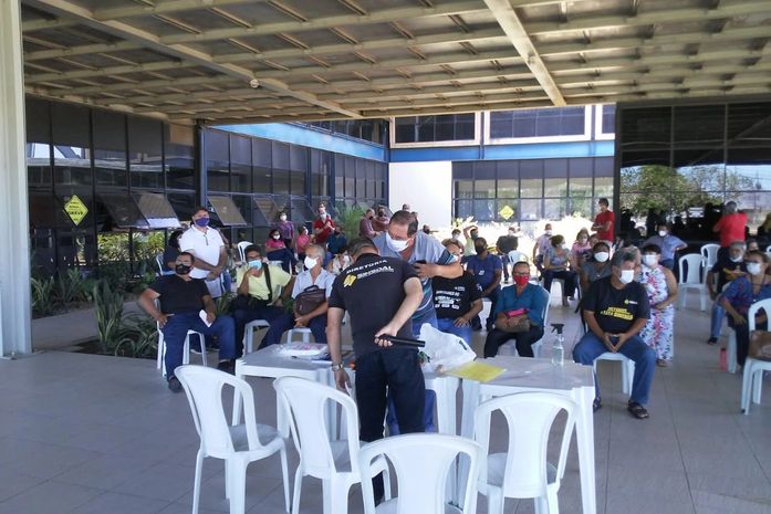 Servidores do Detran paralisam atendimento por 48 horas e levantam possibilidade de greve