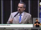 Ao vivo: Weintraub fala sobre bloqueio de recursos para universidades