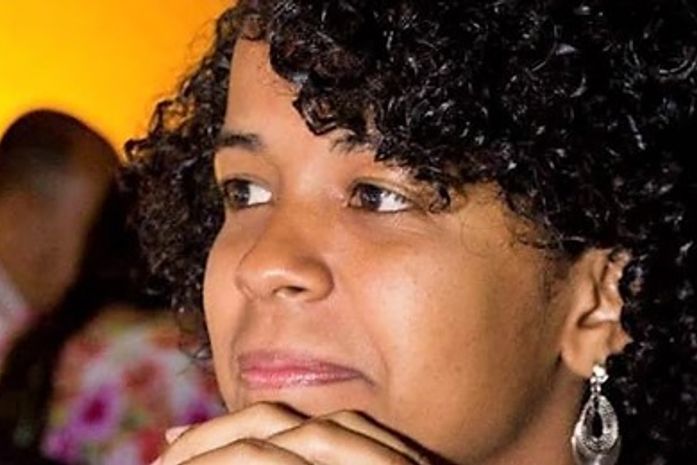 No dia internacional d@ jornalista, uma homenagem para uma prata preta das terras de Zumbi,que vale ouro: Géssika Costa.