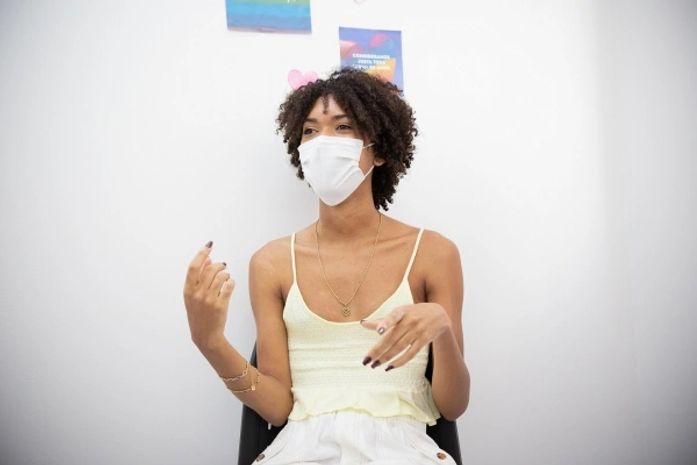 Ewa faz o acompanhamento no Ambulatório LGBTQIA+ do Hospital Metropolitano de Alagoas