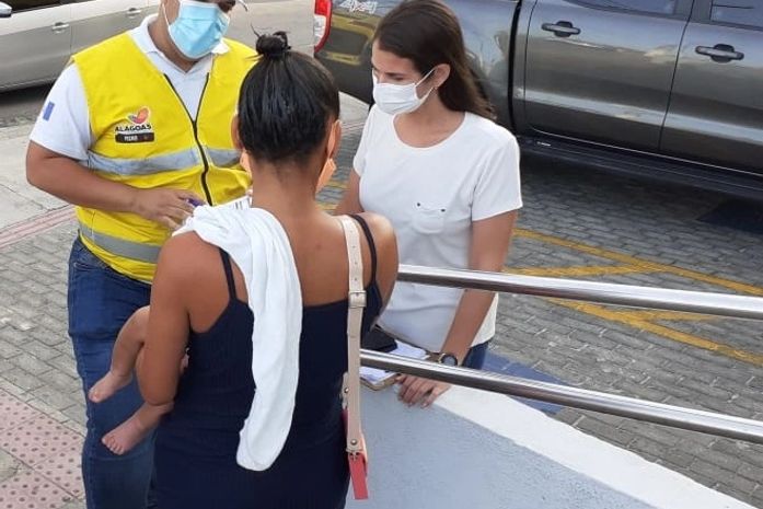 Adolescente de 15 anos é ferida por objeto perfuro-cortante, na Ponta Verde