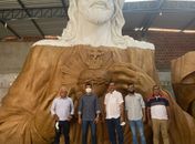 Prefeito Marlan realiza visita técnica para acompanhar obra da escultura do Sagrado Coração de Jesus