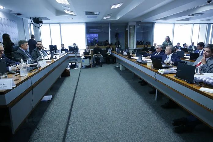 CPMI do INSS ouve ex-dirigentes de associação e conselho nesta segunda