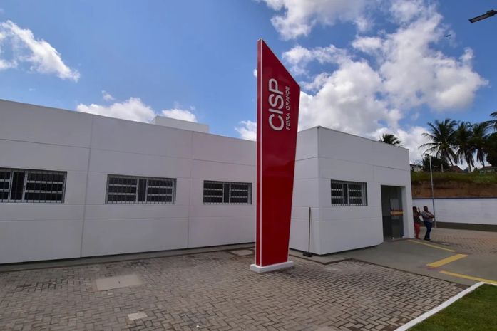 Homem embriagado agride pais, foge em moto realizando manobras perigosas e é preso em AL