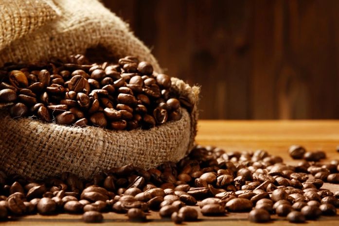 Furto de café avaliado em mais de R$ 1 mil termina com duas presas em Maceió