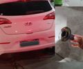 Carro é flagrado com descarga adulterada em Maceió; equipamento gera ruído excessivo e risco de gases tóxicos