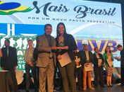 Em Brasília Gabriela enaltece companheiros da Câmara de Taquarana  ocasião em que era homenageada