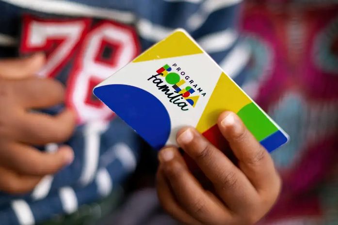 Caixa paga Bolsa Família a beneficiários com NIS de final 8 hoje
