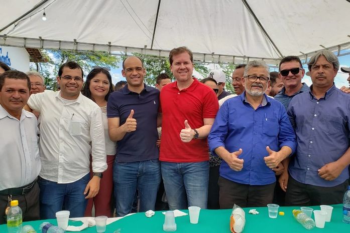 Marx Beltrão participa de agenda de entregas em Traipu