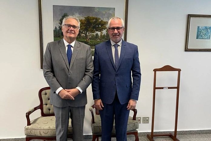Prefeito Maurício Holanda vai à Brasília em busca de recursos e emendas parlamentares