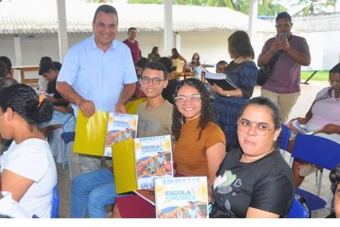 Crianças e jovens de Porto de Pedras dispõem agora de uma Escola pública de Música