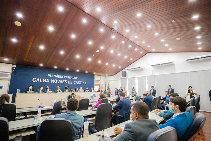 Chico Filho na CCJ e novatos aprendendo a conquistar espaços importantes na casa Mário Guimarães