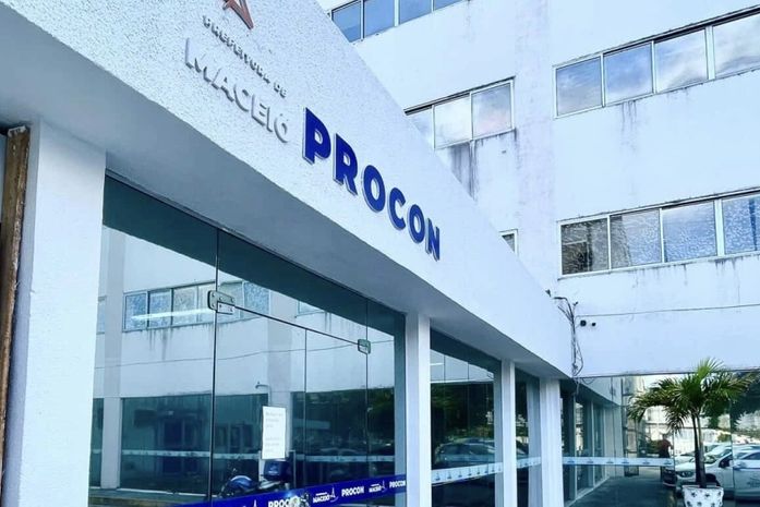 Procon Maceió notifica BRK e Casal por irregularidades no abastecimento em residenciais