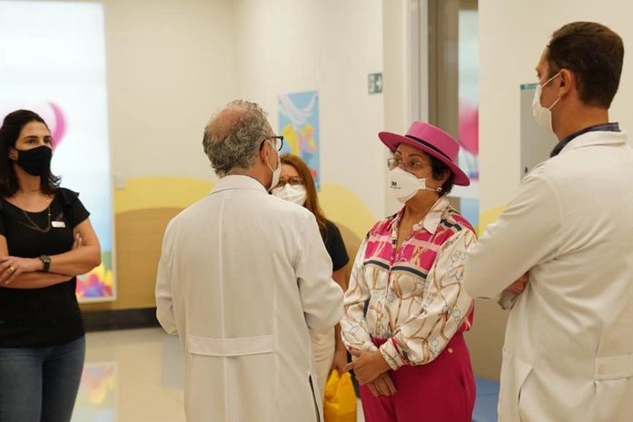 Tereza Nelma confere trabalho realizado pelo Hospital de Amor em Barretos