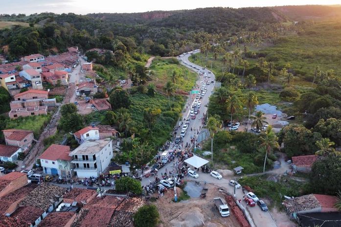 Foto espacial mostra a dimensão da caravana