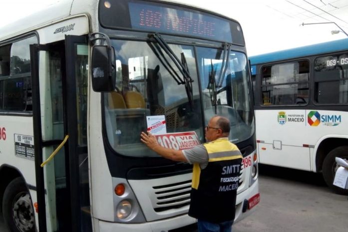 Com precariedade na estrutura, SMTT autua mais de 10 ônibus e apreende 3 por irregularidade
