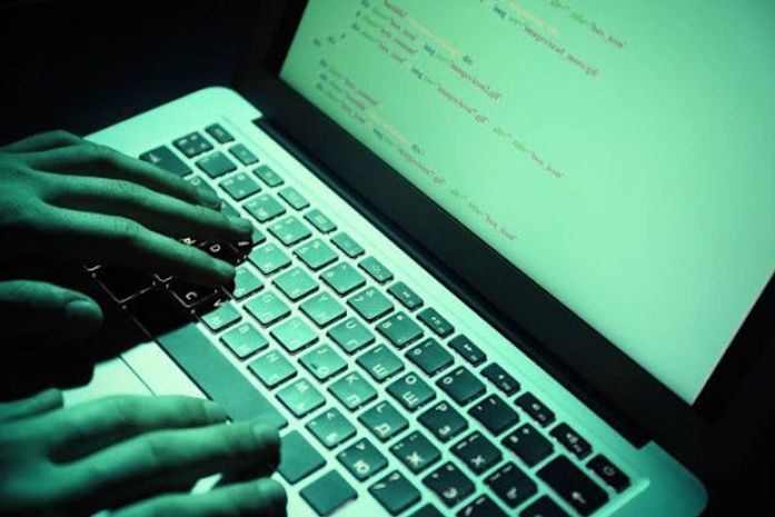 “As pessoas precisam estar atentas” diz defensora sobre aumento de golpes virtuais 