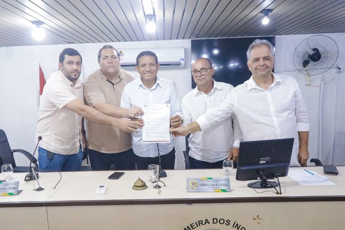 Júlio Cezar e Silvio Camelo empossam nova diretoria do CSE e reforçam apoio ao clube