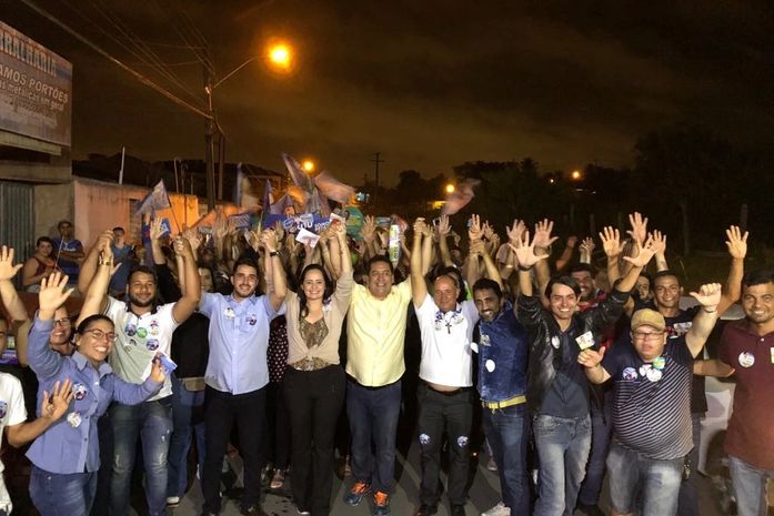 Caminhada da vitória: Severino e Randerson são recebidos com festa na Canafístula