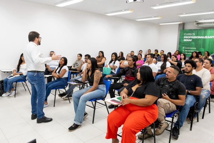 Aprendi no Flexal inicia dois cursos técnicos de longa duração para a comunidade