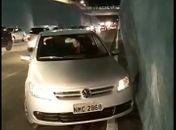 Motorista é preso por dirigir sob efeito de entorpecentes na Mangabeiras