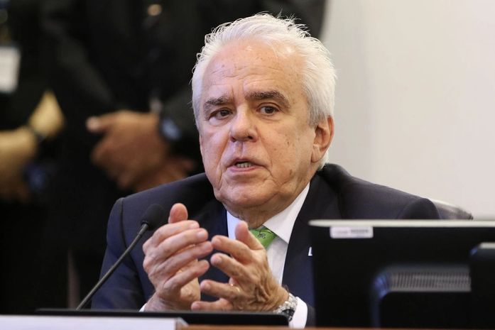 Petrobras deve detalhar venda de mais quatro refinarias até agosto
