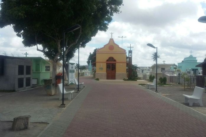 Decreto municipal determina horários e público em velórios e sepultamentos em Arapiraca