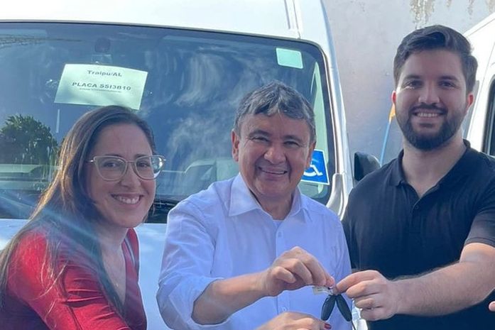Traipu recebe van do MobSUAS do Ministério do Desenvolvimento Social