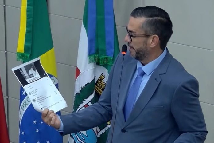 Vereador ironiza fala de deputado sobre governador usar “com frequência” o SUS