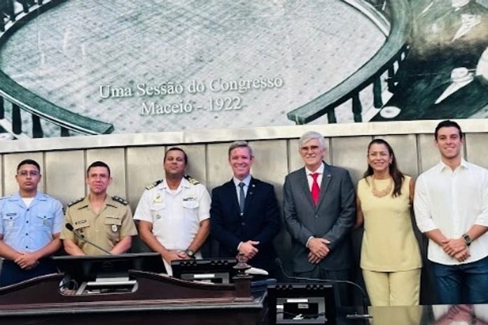 Cabo Bebeto promove sessão solene em tributo à Marinha do Brasil