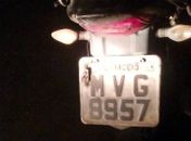 Segundo testemunhas, vítimas colidiram com outra motocicleta e foram atropeladas por um carro.