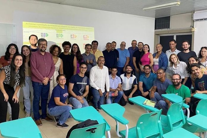 Em AL, própolis vem tendo estudo aprofundado por pesquisadores da Ufal e Uniprópolis