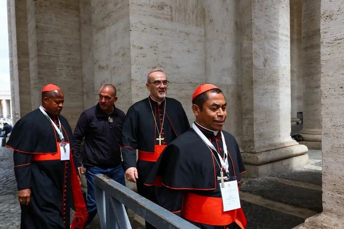 Cardeais que votam no conclave estão em Roma, diz Vaticano