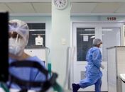 Medo de contágio esvazia setores de hospitais e laboratórios privados