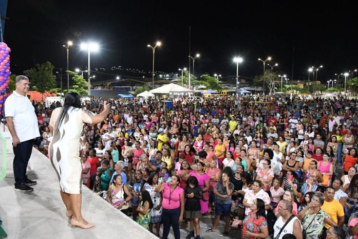 Festa da Mãe Miguelense premiou mães e reuniu milhares de pessoas