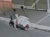 Polícia divulga imagens do suspeito de assassinar jovem trans em Maceió; veja vídeo