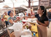 Deputada Gabi Gonçalves entrega Placa de Patrimônio Cultural e Imaterial de Alagoas à tapioca da Dona Rosa, em Rio Largo